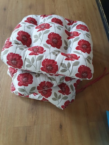 Kitchen chair cushions set of - ,